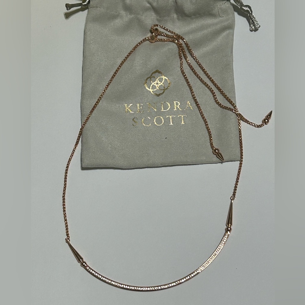 Kendra Scott Scottie Necklace - Picture 2 of 2